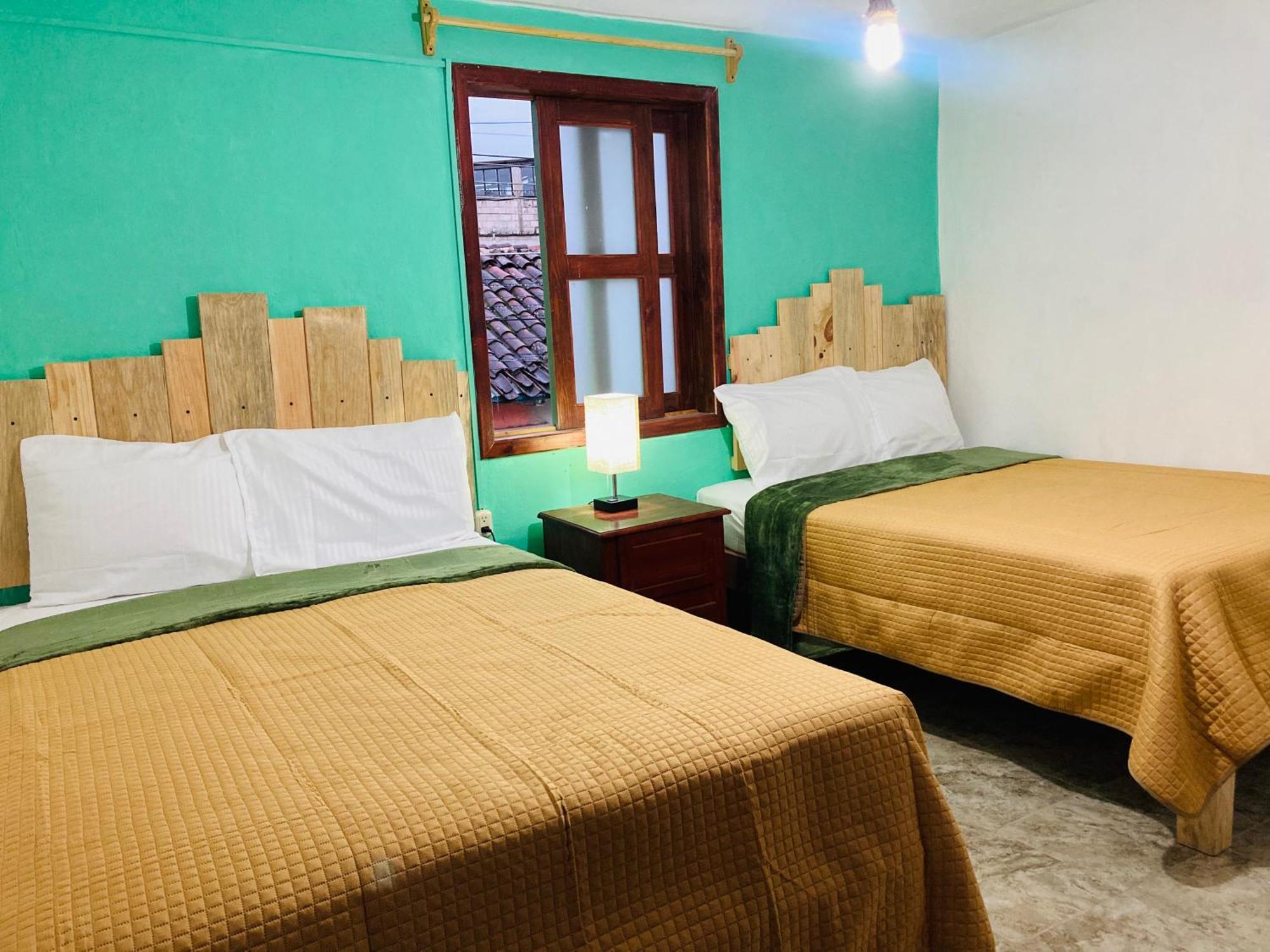 Alhambra Hotel - San Cristóbal de Las Casas 外观 照片