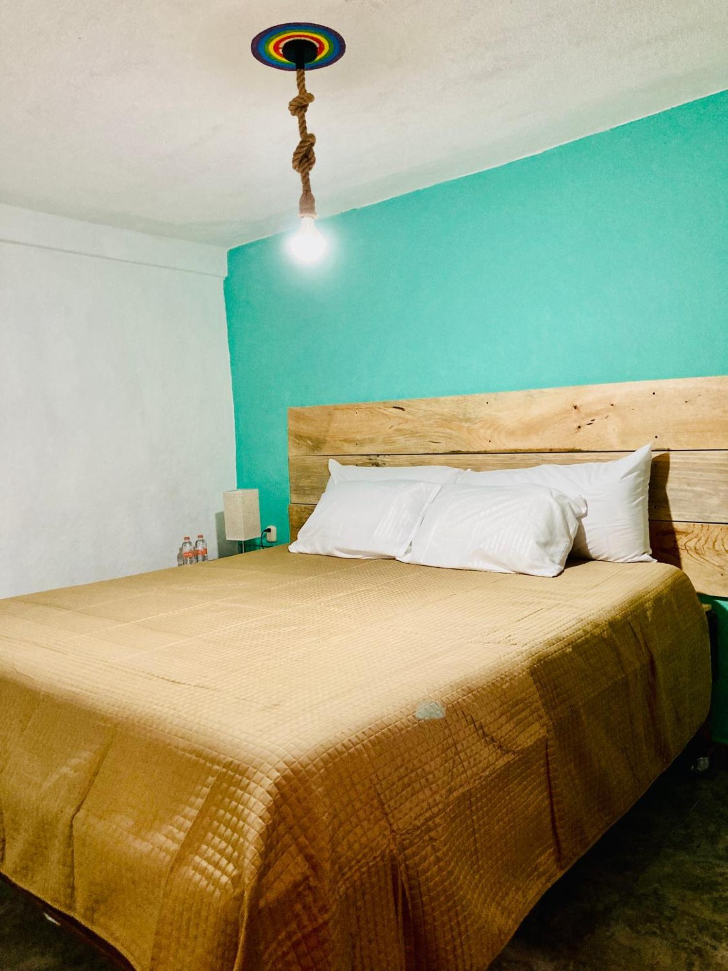Alhambra Hotel - San Cristóbal de Las Casas 外观 照片