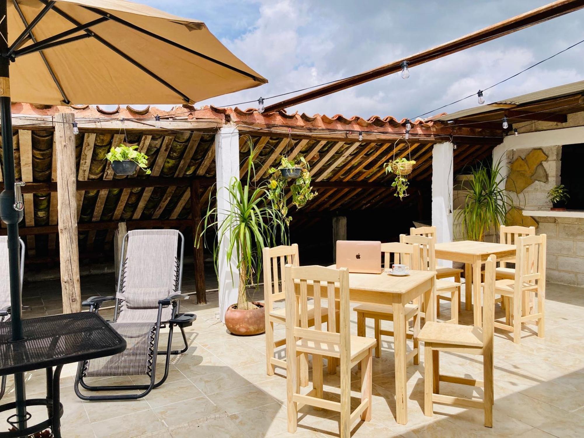 Alhambra Hotel - San Cristóbal de Las Casas 外观 照片