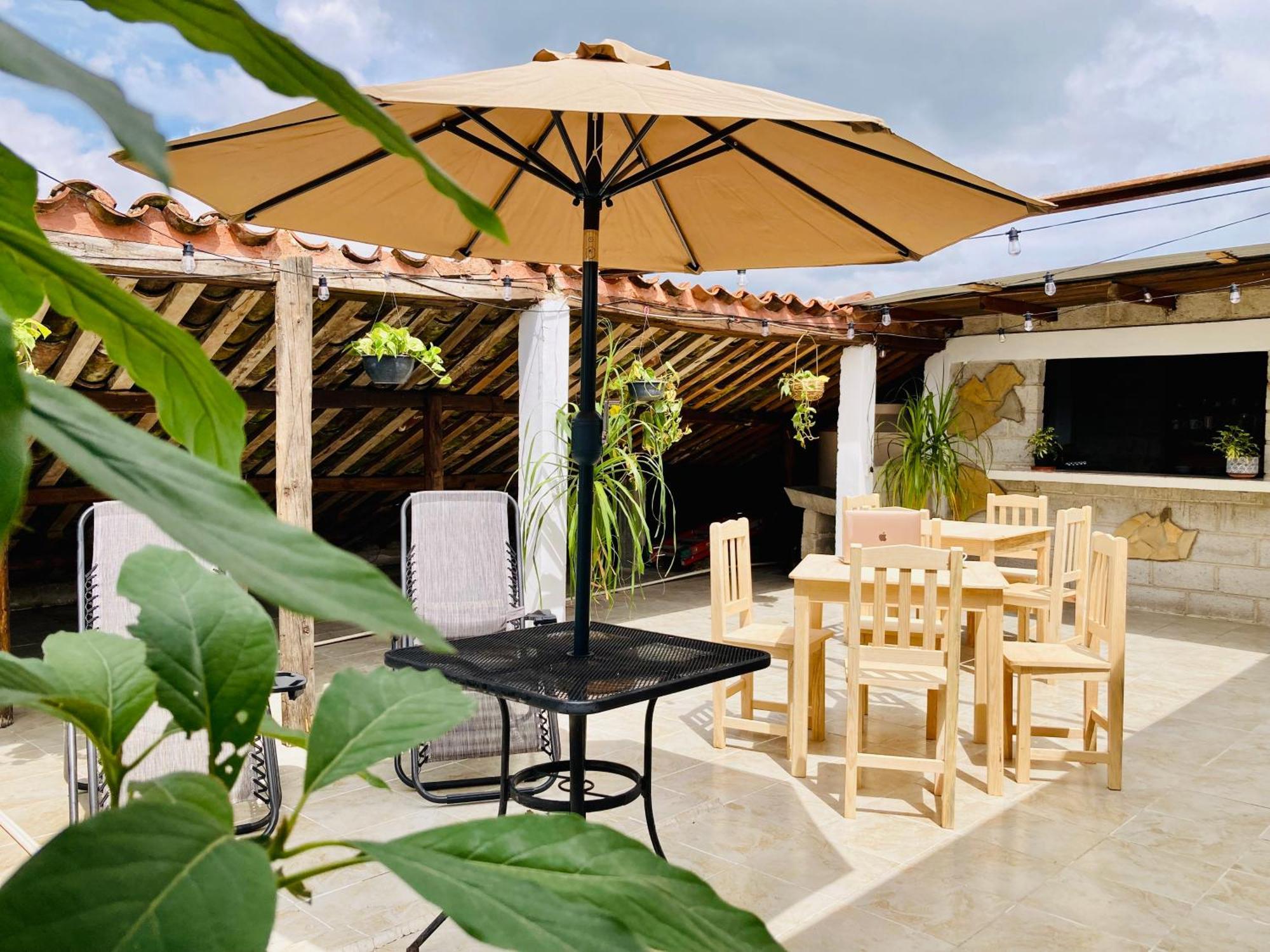 Alhambra Hotel - San Cristóbal de Las Casas 外观 照片