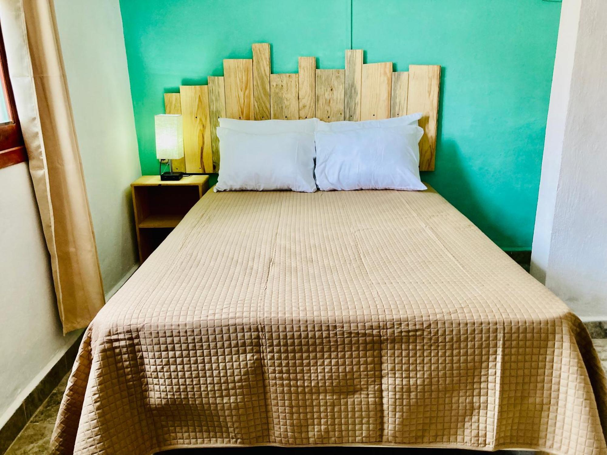 Alhambra Hotel - San Cristóbal de Las Casas 外观 照片